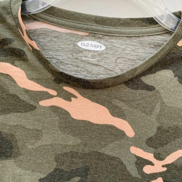 Old Navy Camouflage T-shirt size Large tee - Picture 7 of 9